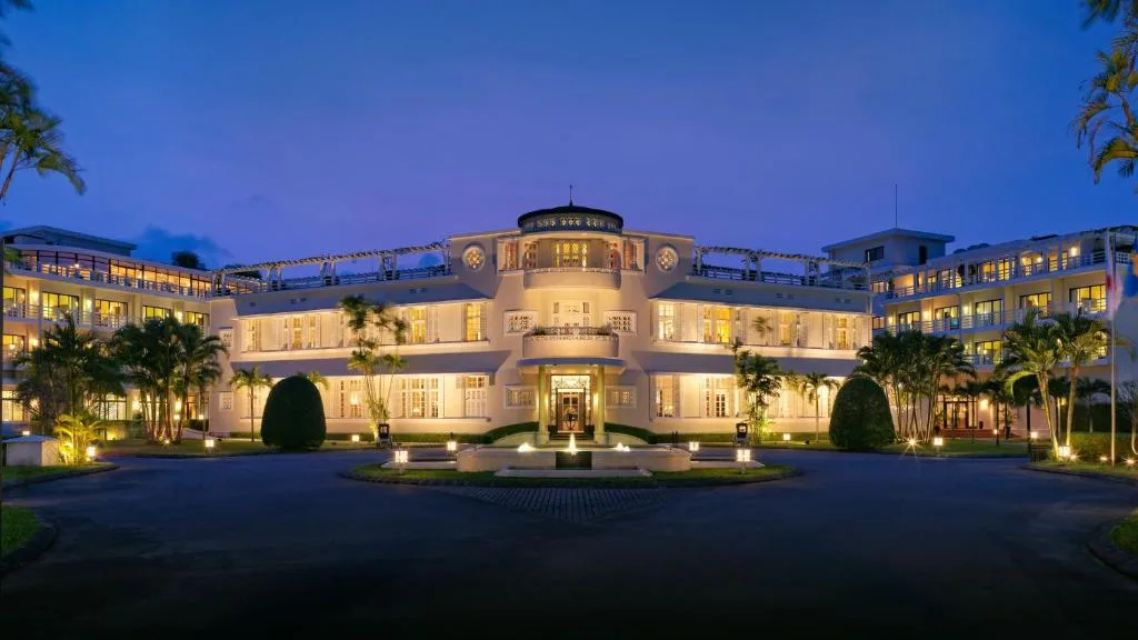 Azerai Hotel considered the best luxury hotel in Hue Vietnam