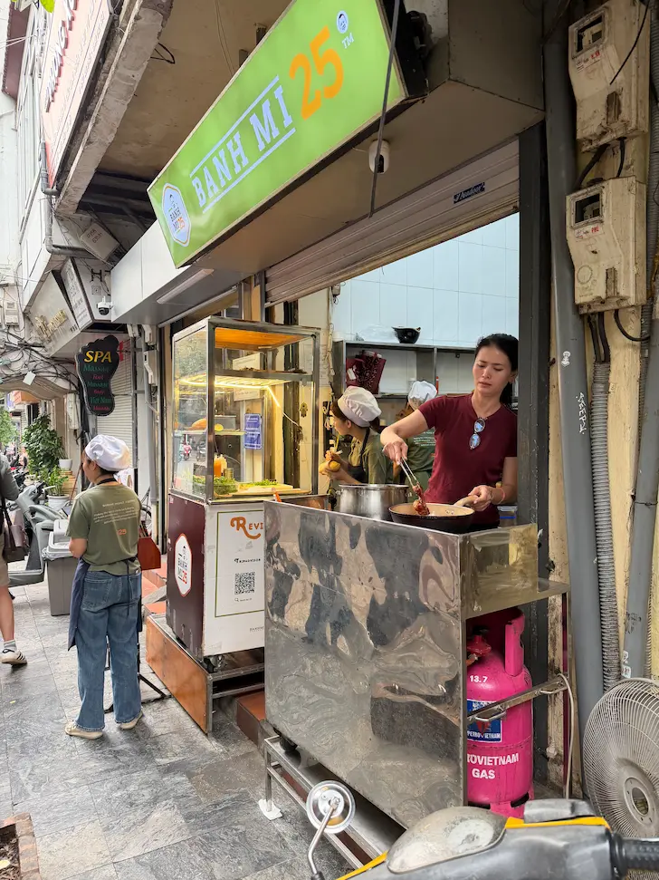 banh mi Hanoi - must eat food in Hanoi