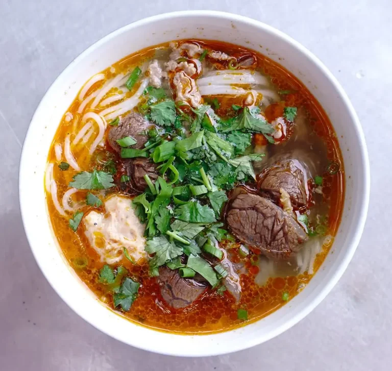 Best Things to Eat in Hue: 15 Must-Try Foods (2026 Guide)