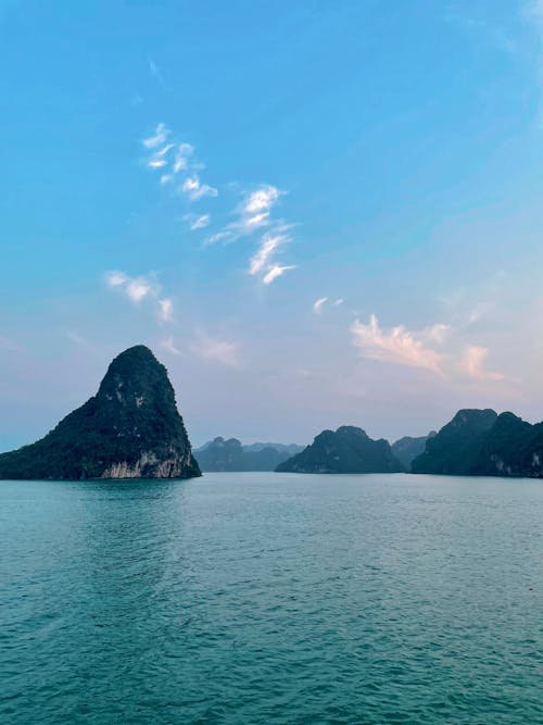 Lan Ha Bay day trip from Hanoi