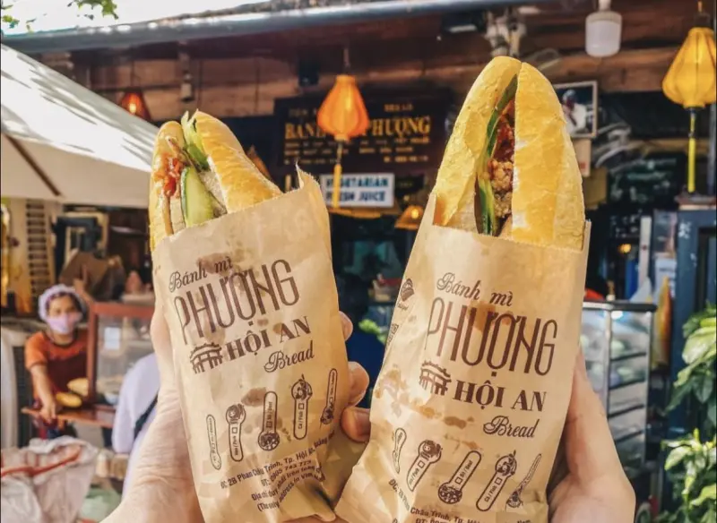 Hoi An banh mi sandwich - a must-eat street food in Hoi An